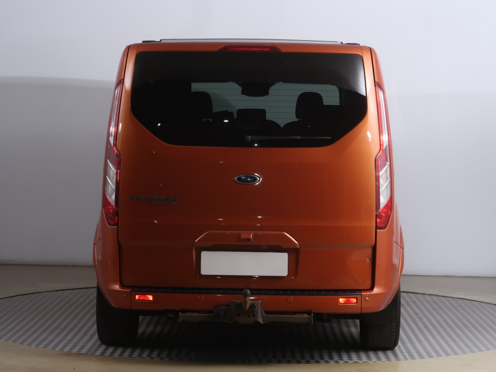 Ford Tourneo Custom