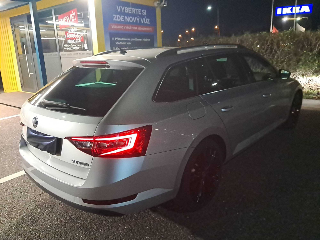Škoda Superb