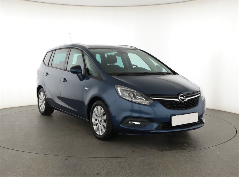 Opel Zafira - 2016