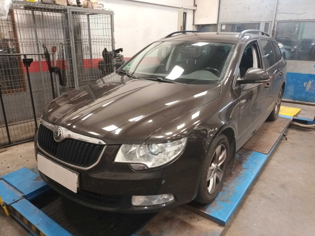 Škoda Superb 2013