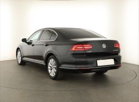 Volkswagen Passat - 2017