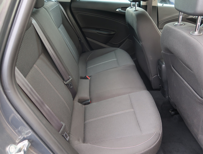 Opel Astra, 2014