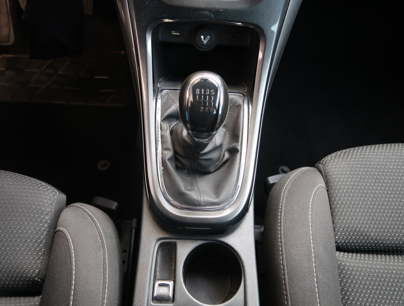 Opel Astra, 2014