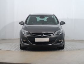 Opel Astra - 2014