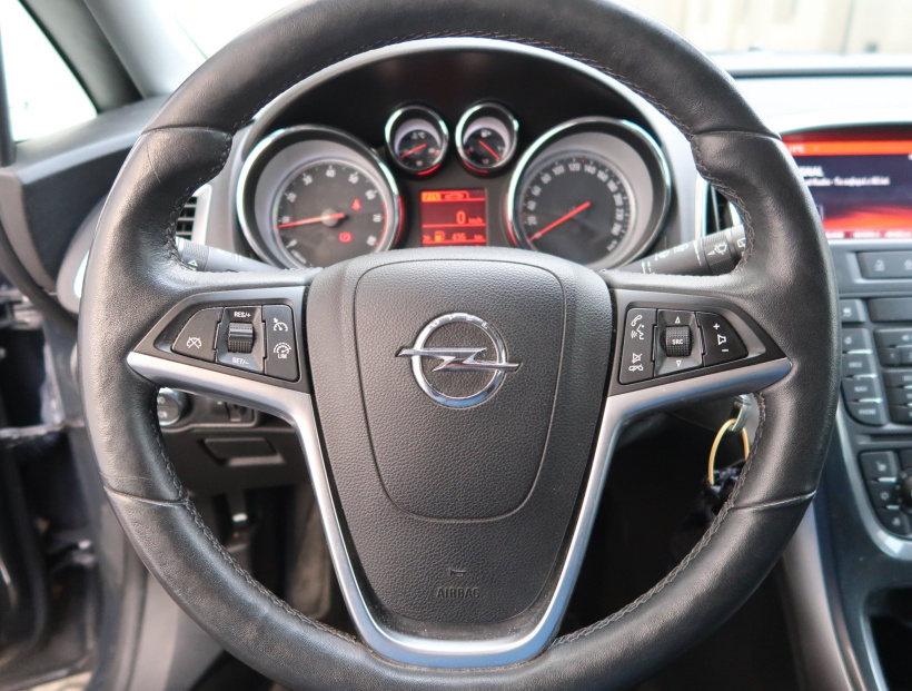 Opel Astra, 2014