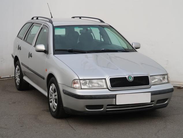 Škoda Octavia 2000