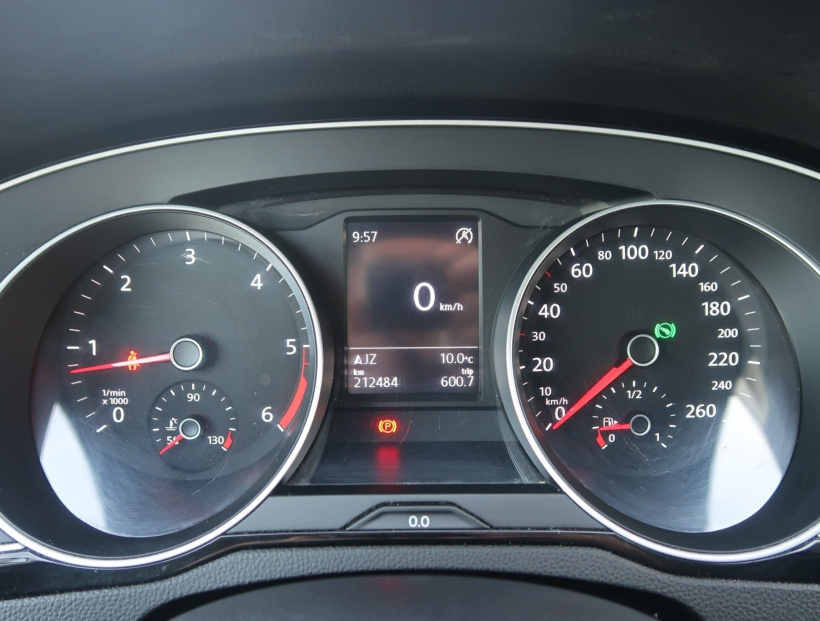 Volkswagen Passat, 2015