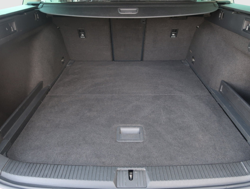 Volkswagen Passat, 2015