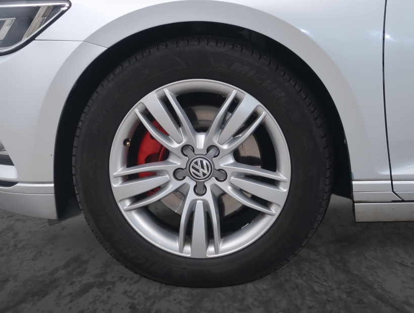 Volkswagen Passat, 2015