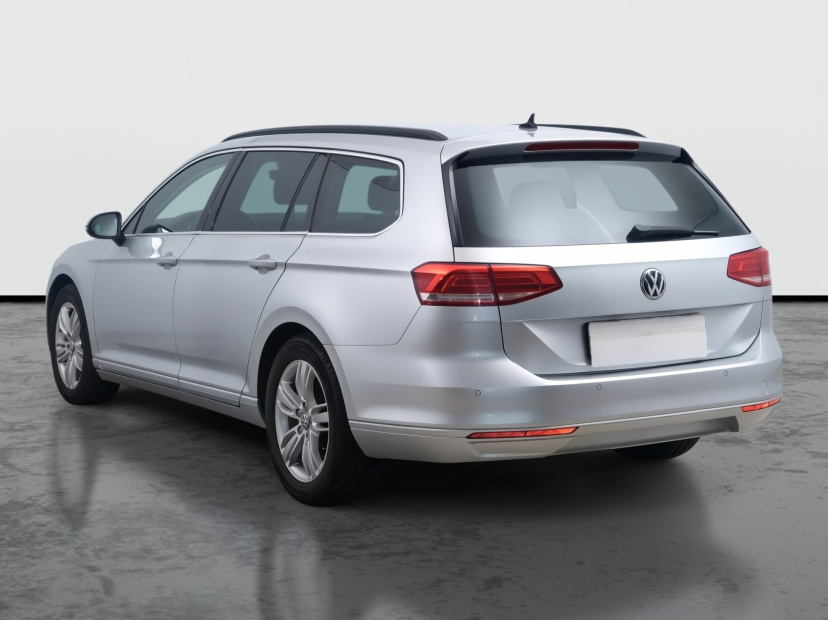 Volkswagen Passat, 2015