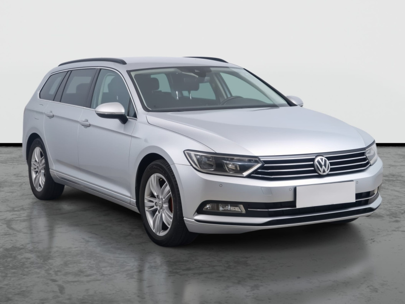 Volkswagen Passat, 2015