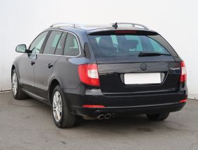 Skoda Superb - 2012