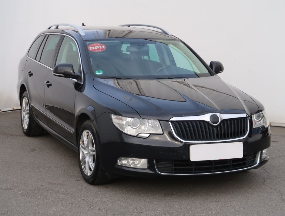 Skoda Superb - 2012