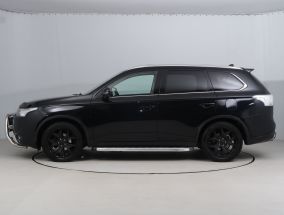 Mitsubishi Outlander - 2014