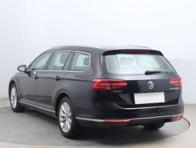 Volkswagen Passat - 2016
