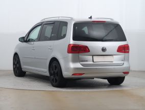 Volkswagen Touran - 2011