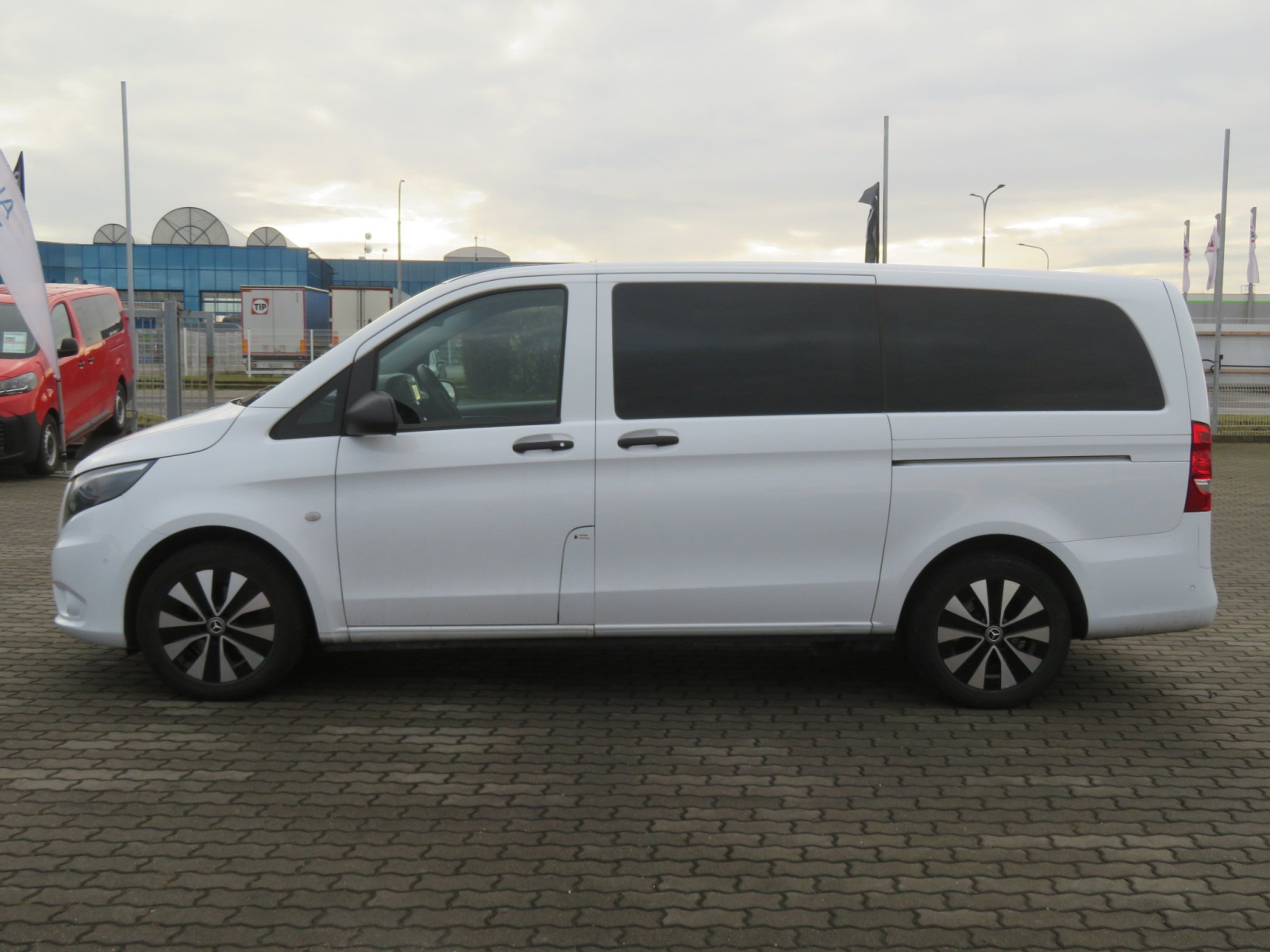 Mercedes-Benz Vito - 2023