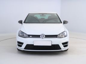Volkswagen Golf - 2017