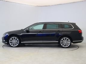Volkswagen Passat - 2016