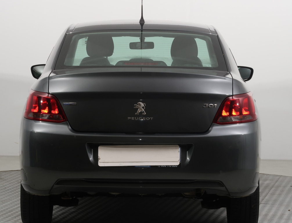 Peugeot 301