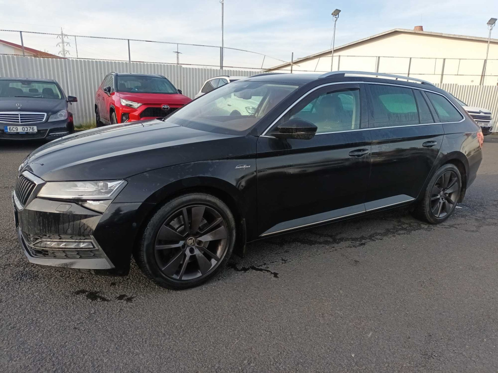 Škoda Superb