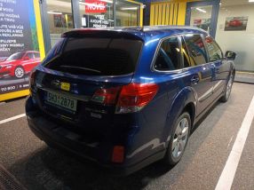 Subaru Outback - 2012