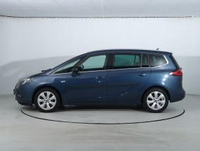 Opel Zafira - 2016