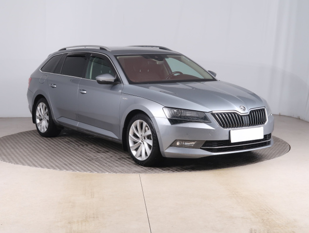 Škoda Superb, 2016