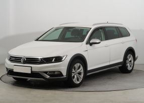 Volkswagen Passat - 2016