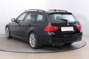 BMW 3 - 2009