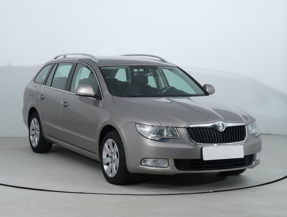 Skoda Superb - 2011