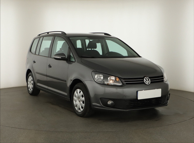 Volkswagen Touran 2011