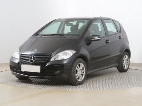Mercedes-Benz A - 2010