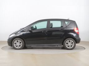 Mercedes-Benz A - 2010