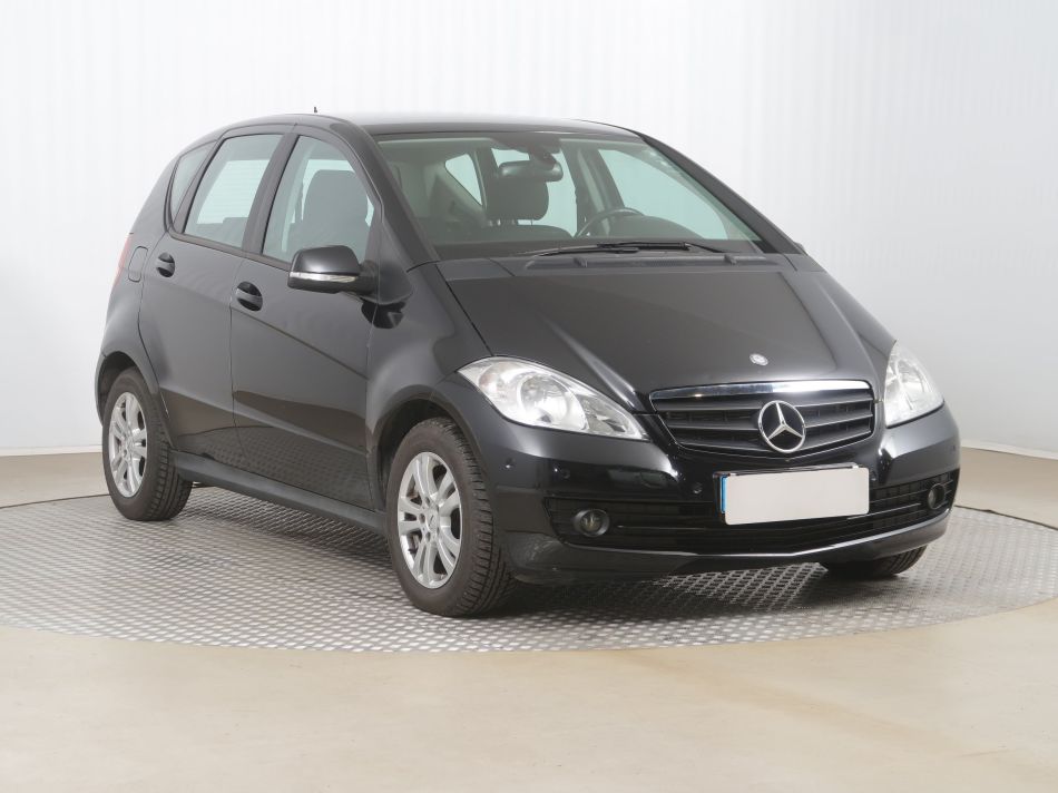 Mercedes-Benz A - 2010