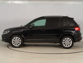 Volkswagen Tiguan - 2012