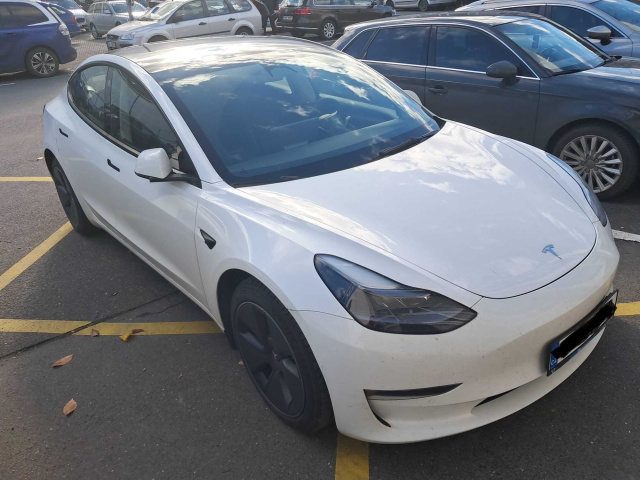 Tesla Model 3 2022