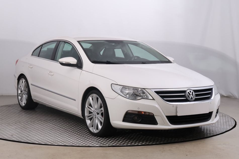 Volkswagen Passat CC - 2011