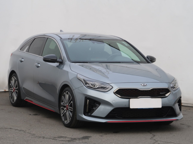 Kia ProCeed 2021