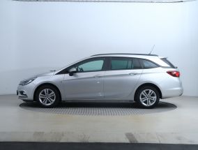 Opel Astra - 2016
