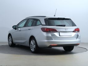 Opel Astra - 2016
