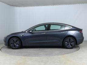 Tesla Model 3 - 2020