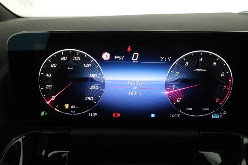 Mercedes-Benz GLA, 2026