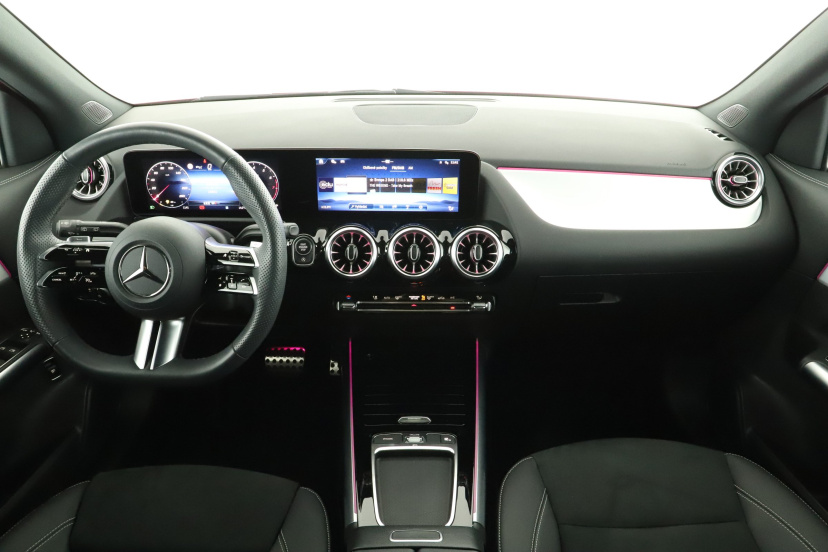 Mercedes-Benz GLA, 2026