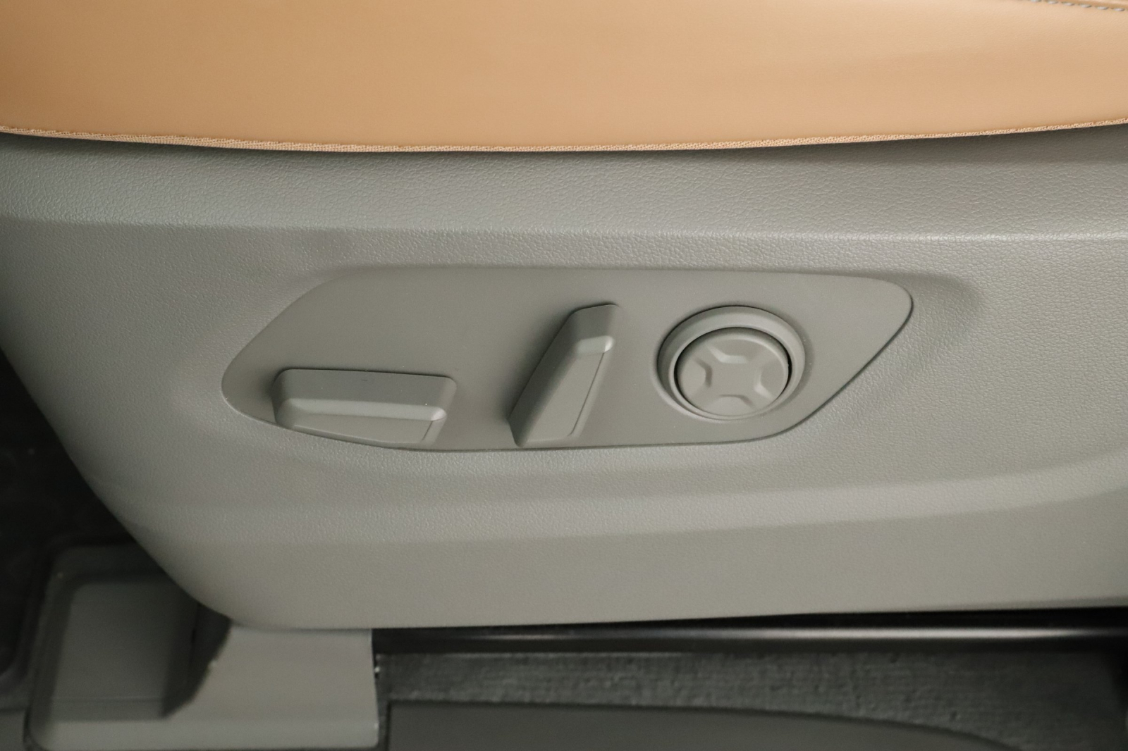 Hyundai Staria - 2023