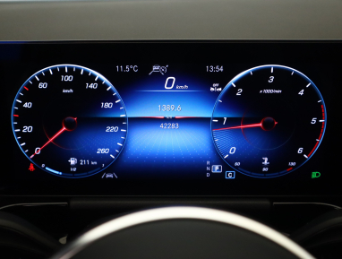 Mercedes-Benz GLA - 2023