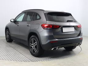Mercedes-Benz GLA - 2023