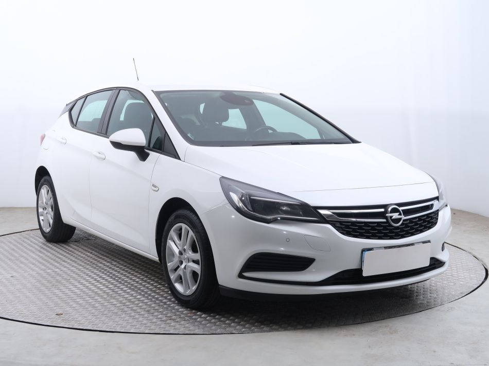 Opel Astra - 2018