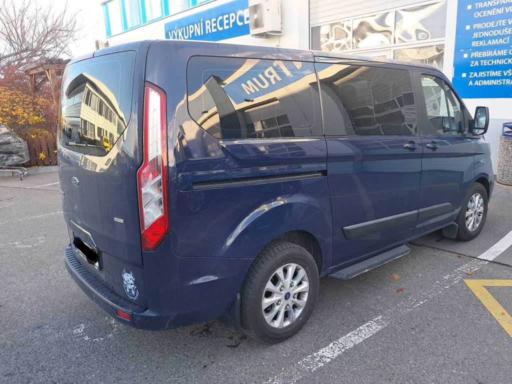 Ford Tourneo Custom