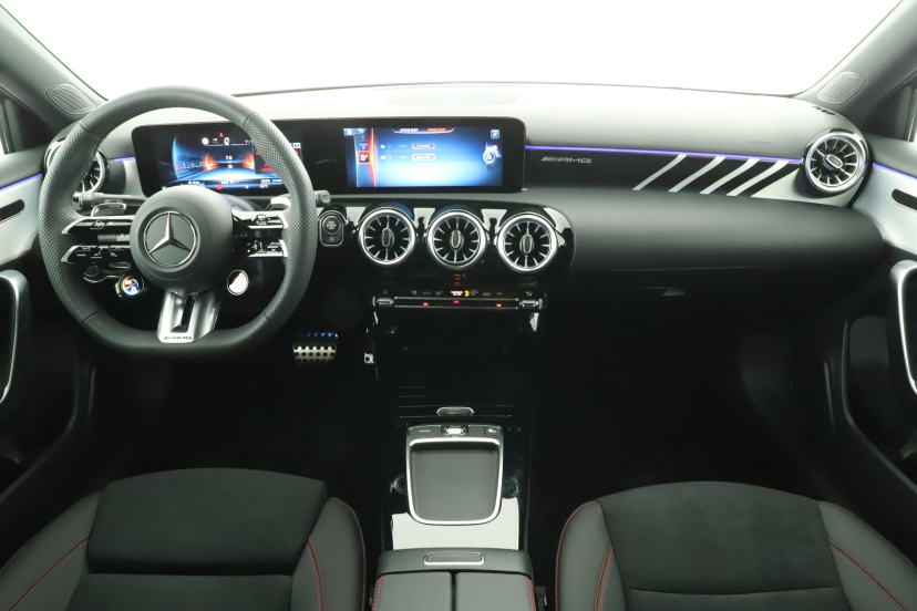 Mercedes-Benz A, 2026
